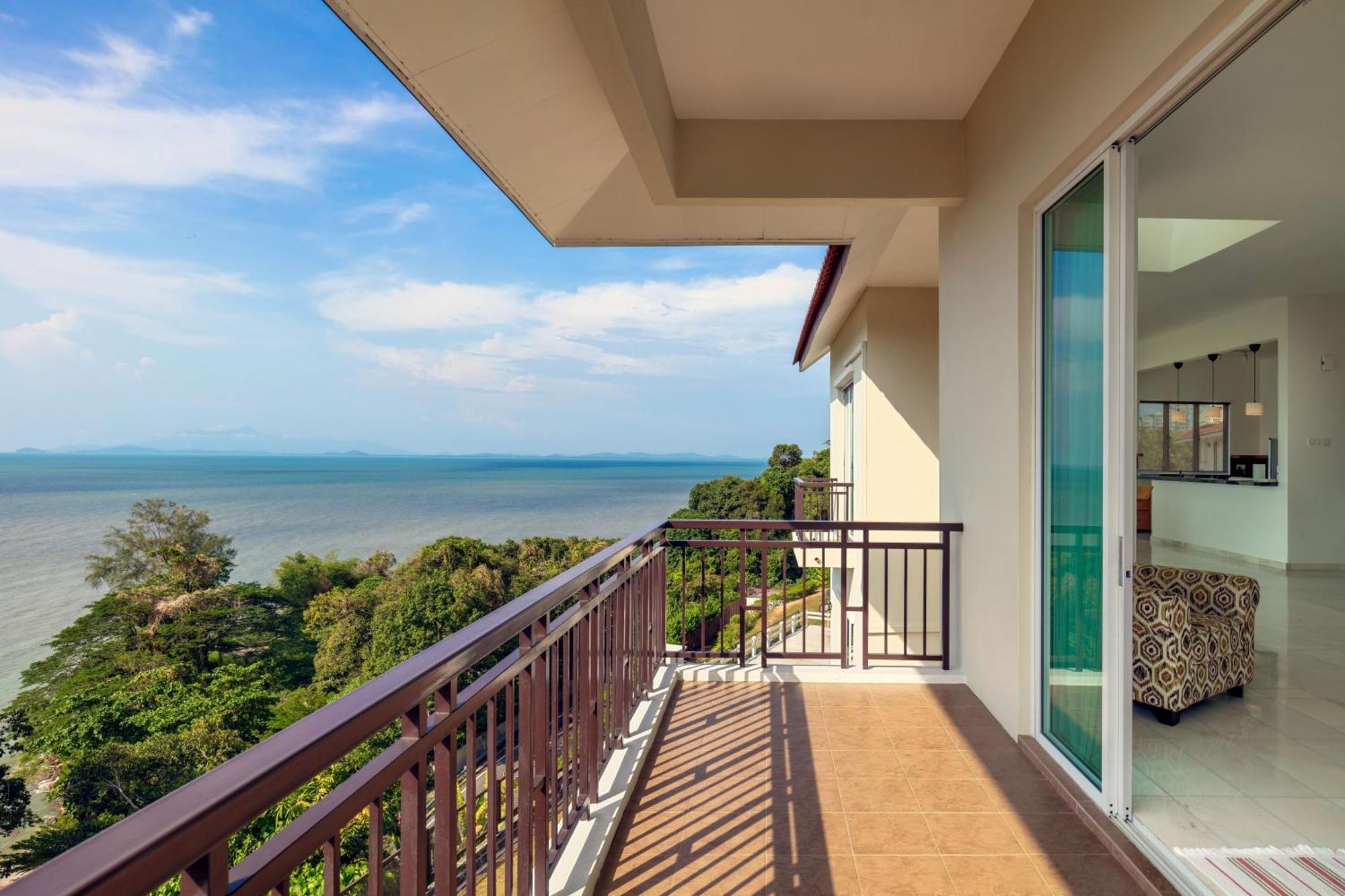 Panoramic Seaview Holiday Home - Batu Ferringhi Kültér fotó