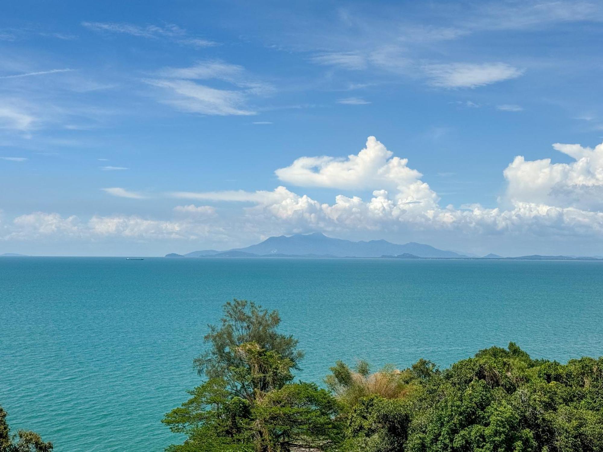 Panoramic Seaview Holiday Home - Batu Ferringhi Kültér fotó
